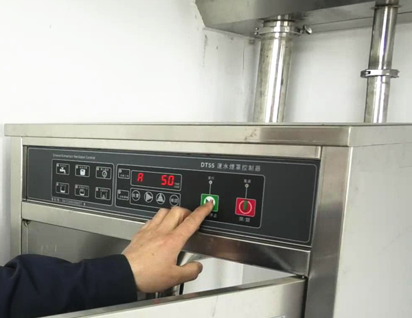 新興榮福凈化防火撞擊流煙罩,10大優(yōu)勢特點,讓餐飲排放達(dá)標(biāo)不再難